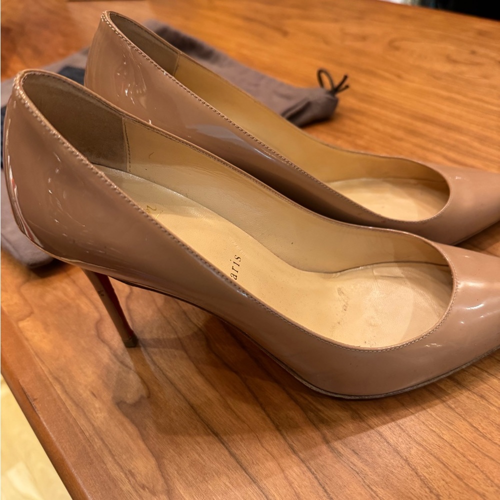 Christian Louboutin Beige Patent Leather Heels